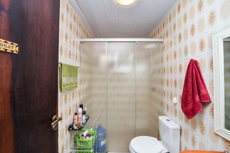 Casa à venda com 240m², 3 quartos e 2 vagas Casa à venda com 240m², 3 quartos e 2 vagasBanheiro Social