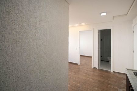Cozinha e Área de Serviço de apartamento para alugar com 2 quartos, 32m² em Parque Novo Mundo, São Paulo