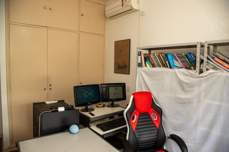 Apartamento à venda com 73m², 2 quartos e 2 vagas Apartamento à venda com 73m², 2 quartos e 2 vagasQuarto