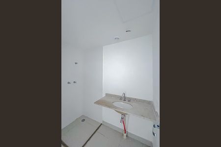 Banheiro de kitnet/studio à venda com 1 quarto, 27m² em Vila Zilda, São Paulo