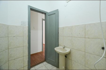 Apartamento à venda com 69m², 2 quartos e sem vaga Apartamento à venda com 69m², 2 quartos e sem vagaBanheiro