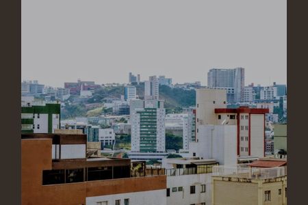 Apartamento à venda com 60m², 2 quartos e 1 vaga Apartamento à venda com 60m², 2 quartos e 1 vagaVista