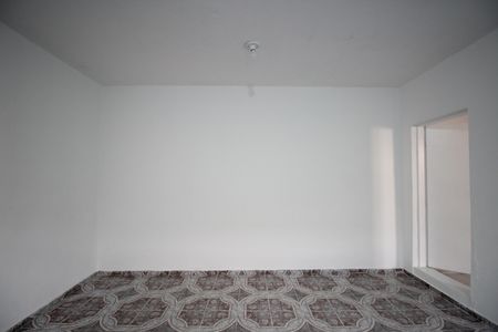 Kitnet - Sala e Cozinha de casa para alugar com 1 quarto, 35m² em Jardim Oliveiras, Taboão da Serra