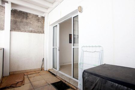 Apartamento para alugar com 240m², 2 quartos e 1 vagaÁrea de Serviço