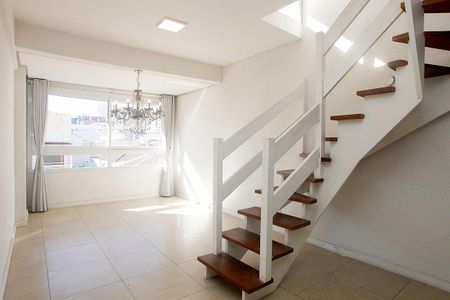 Sala 1 de apartamento à venda com 2 quartos, 240m² em Floresta, Porto Alegre