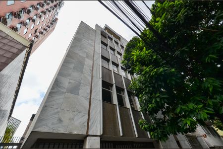 Apartamento à venda com 168m², 4 quartos e 2 vagas Apartamento à venda com 168m², 4 quartos e 2 vagasFachada