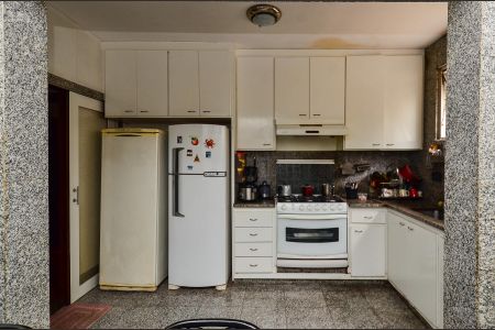 Apartamento à venda com 168m², 4 quartos e 2 vagas Apartamento à venda com 168m², 4 quartos e 2 vagasCozinha