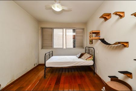 Apartamento à venda com 168m², 4 quartos e 2 vagas Apartamento à venda com 168m², 4 quartos e 2 vagasSuíte