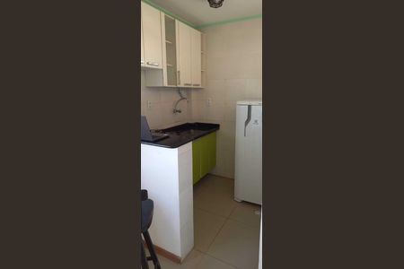 Cozinha de kitnet/studio para alugar com 1 quarto, 35m² em Praia do Flamengo, Salvador