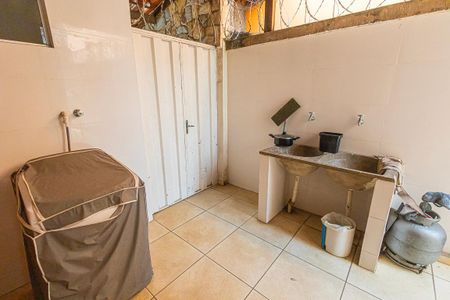 Casa para alugar com 280m², 3 quartos e 3 vagas Casa para alugar com 280m², 3 quartos e 3 vagasarea de serviço