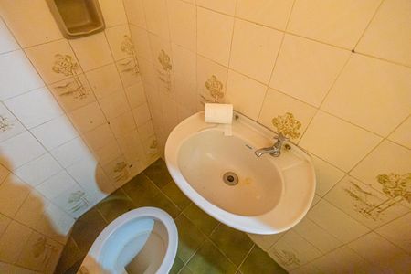 Casa para alugar com 280m², 3 quartos e 3 vagas Casa para alugar com 280m², 3 quartos e 3 vagasbanheiro de serviço