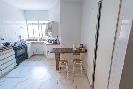 Casa para alugar com 280m², 3 quartos e 3 vagas Casa para alugar com 280m², 3 quartos e 3 vagascozinha