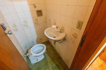Casa para alugar com 280m², 3 quartos e 3 vagas Casa para alugar com 280m², 3 quartos e 3 vagasbanheiro de serviço