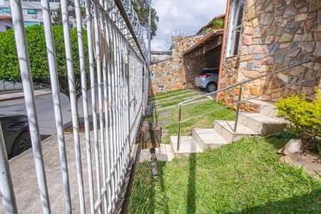 Casa para alugar com 280m², 3 quartos e 3 vagas Casa para alugar com 280m², 3 quartos e 3 vagasjardim / garagem