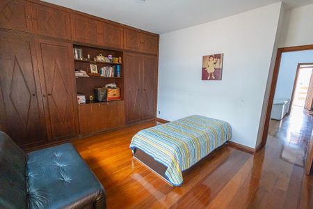 Casa para alugar com 280m², 3 quartos e 3 vagas Casa para alugar com 280m², 3 quartos e 3 vagasquarto 2