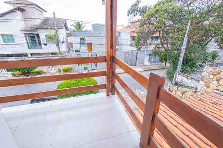 Casa para alugar com 280m², 3 quartos e 3 vagas Casa para alugar com 280m², 3 quartos e 3 vagasvaranda
