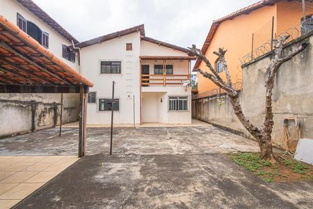 Casa para alugar com 280m², 3 quartos e 3 vagas Casa para alugar com 280m², 3 quartos e 3 vagasquintal / area gourmet