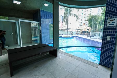 Apartamento para alugar com 65m², 2 quartos e 1 vagaÁrea comum - Piscina