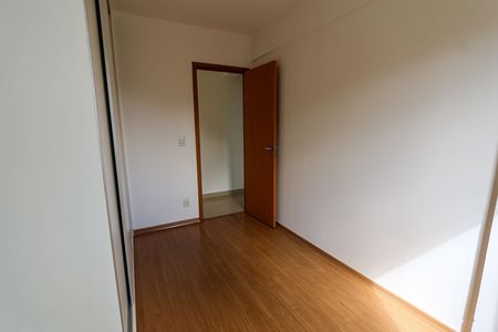 Quarto 1 de apartamento para alugar com 2 quartos, 65m² em Buritis, Belo Horizonte