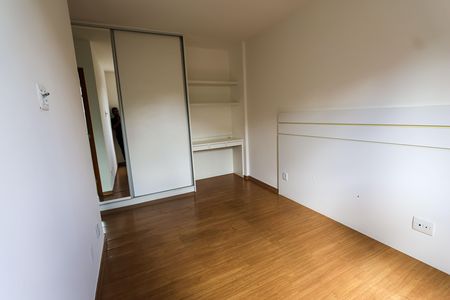 Apartamento para alugar com 65m², 2 quartos e 1 vagaSuíte