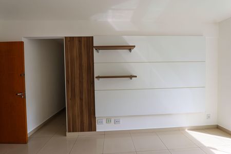 Apartamento para alugar com 65m², 2 quartos e 1 vagaSala