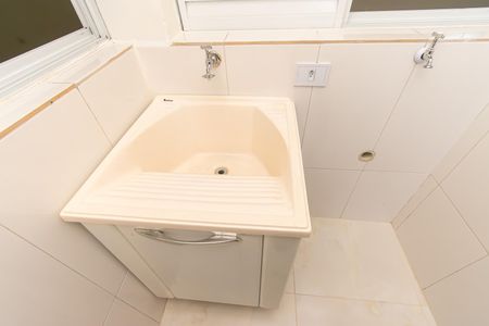 Apartamento para alugar com 55m², 2 quartos e sem vaga Apartamento para alugar com 55m², 2 quartos e sem vagaÁrea de Serviço