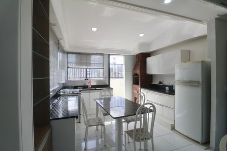 Apartamento para alugar com 132m², 2 quartos e 2 vagasCozinha