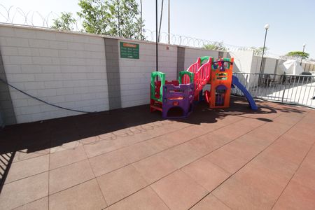 Apartamento para alugar com 50m², 2 quartos e 1 vagaÁrea comum - Playground