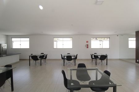 Apartamento para alugar com 50m², 2 quartos e 1 vagaÁrea comum - Salão de festas