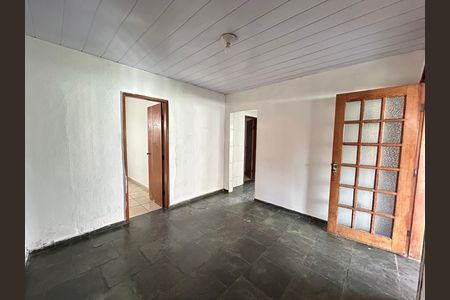 Casa à venda com 6 quartos, 360m² em Jardim Leblon, Belo Horizonte