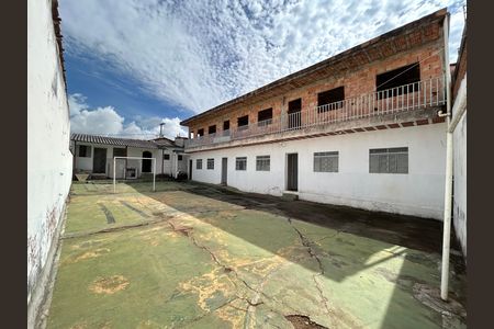 Casa para alugar com 360m², 6 quartos e 2 vagas Casa para alugar com 360m², 6 quartos e 2 vagasÁrea comum
