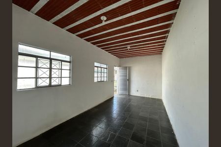 Casa para alugar com 360m², 6 quartos e 2 vagas Casa para alugar com 360m², 6 quartos e 2 vagasÁrea comum