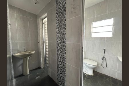 Casa para alugar com 360m², 6 quartos e 2 vagas Casa para alugar com 360m², 6 quartos e 2 vagasBanheiro de serviço