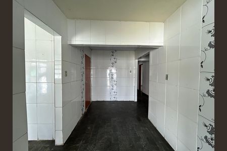 Casa para alugar com 360m², 6 quartos e 2 vagas Casa para alugar com 360m², 6 quartos e 2 vagasCozinha