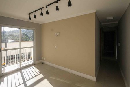 Apartamento à venda com 47m², 2 quartos e 1 vaga Apartamento à venda com 47m², 2 quartos e 1 vagaSala