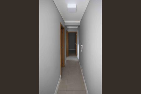 Apartamento à venda com 47m², 2 quartos e 1 vaga Apartamento à venda com 47m², 2 quartos e 1 vagaCorredor