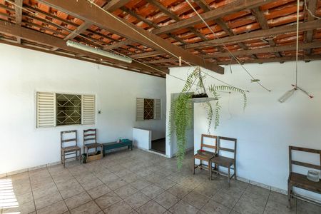 Casa à venda com 177m², 4 quartos e 3 vagas