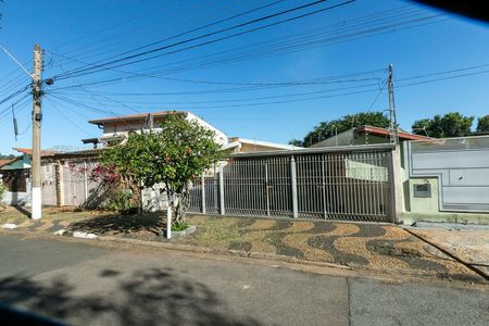 Casa à venda com 177m², 4 quartos e 3 vagas