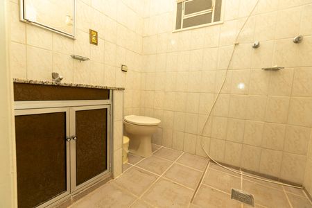 Casa à venda com 177m², 4 quartos e 3 vagas