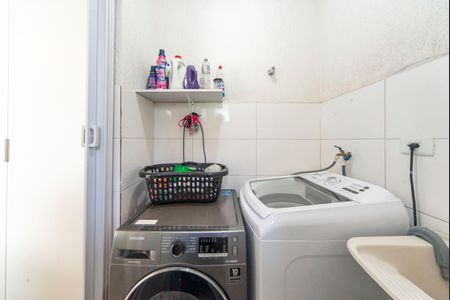 Apartamento à venda com 100m², 2 quartos e 1 vagaÁrea de Serviço