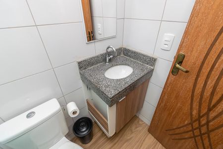 Apartamento à venda com 48m², 2 quartos e 1 vaga Apartamento à venda com 48m², 2 quartos e 1 vagaBanheiro Social