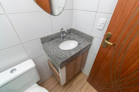Apartamento à venda com 48m², 2 quartos e 1 vaga Apartamento à venda com 48m², 2 quartos e 1 vagaBanheiro da Suíte