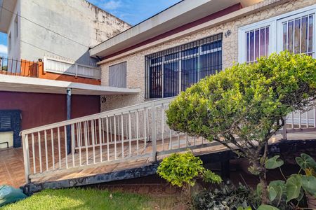 Fachada de casa à venda com 2 quartos, 166m² em Jabaquara, São Paulo