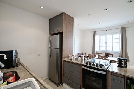 Casa de condomínio à venda com 89m², 2 quartos e 2 vagasCozinha