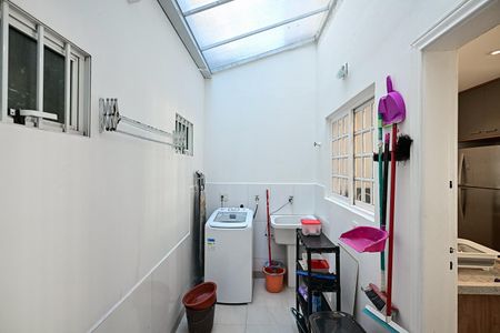 Casa de condomínio à venda com 89m², 2 quartos e 2 vagasÁrea de Serviço 