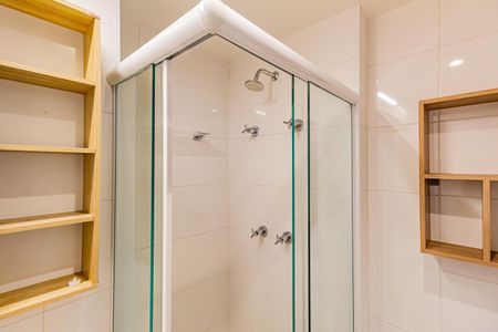 Apartamento para alugar com 58m², 1 quarto e 2 vagas Apartamento para alugar com 58m², 1 quarto e 2 vagasBanheiro da Suíte