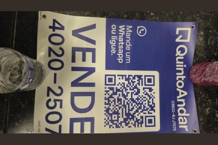 Placa Instalada de apartamento à venda com 3 quartos, 157m² em Barra da Tijuca, Rio de Janeiro
