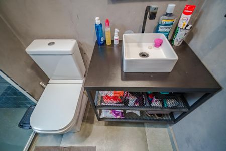 Studio à venda com 27m², 1 quarto e sem vaga Studio à venda com 27m², 1 quarto e sem vagaBanheiro