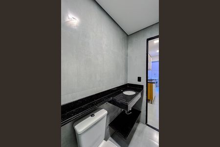 Apartamento para alugar com 36m², 2 quartos e sem vaga Apartamento para alugar com 36m², 2 quartos e sem vagaBanheiro