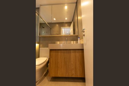 Apartamento para alugar com 123m², 3 quartos e 2 vagas Apartamento para alugar com 123m², 3 quartos e 2 vagasBanheiro Suite 3
